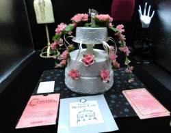 samantha wedding cake good main